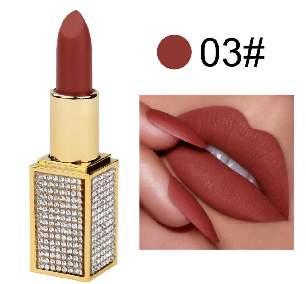 Luxurious Kisses lipstick collection , high pigmented ,waterproof percfect color gold lipstick